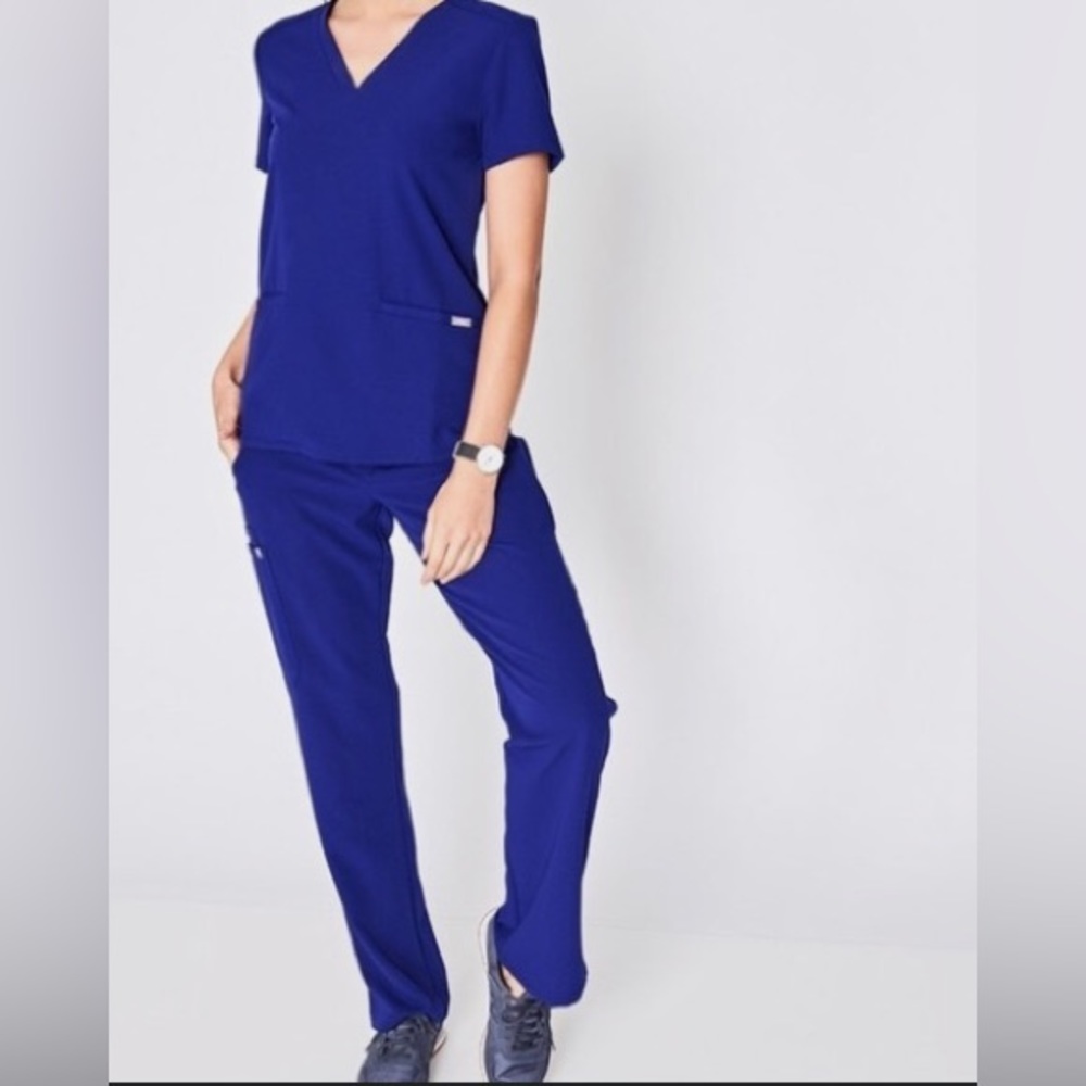 Figs scrubs set: deep royal blue (limited edition) casma top and yola bottoms💙